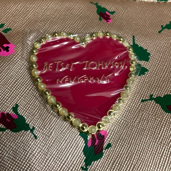 Betsey Johnson rose gold rosebuds print clam pouch bag - Picture 9 of 17